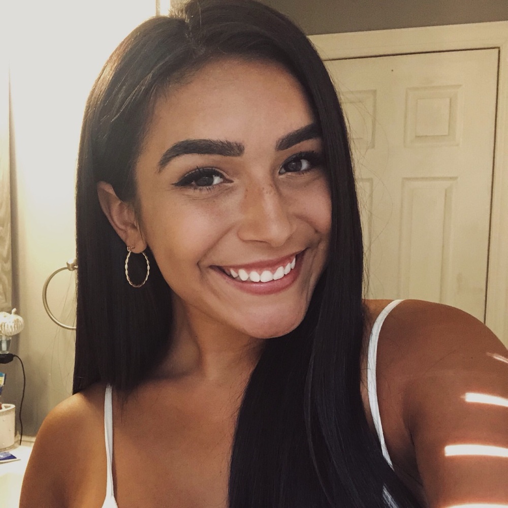 Meet your Posher, Naomi